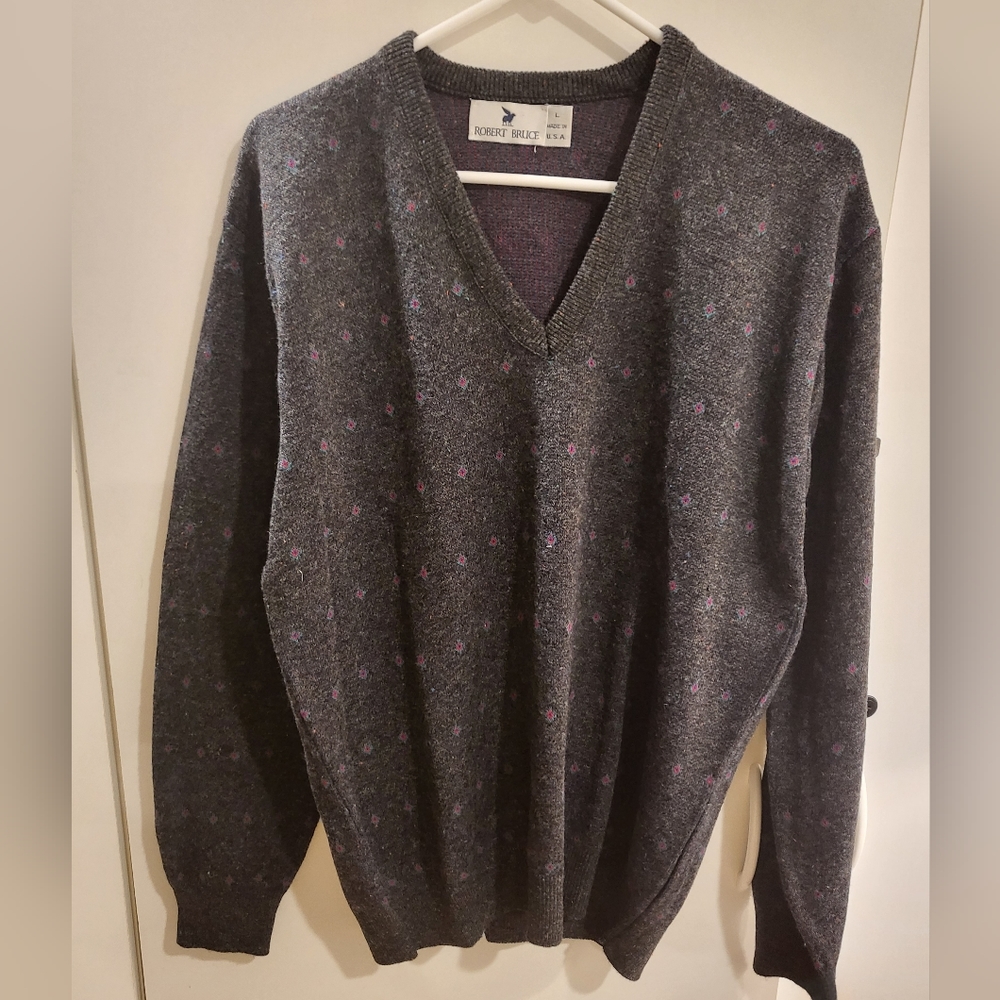 Robert Bruce Mens Large Vneck Golf Sweater